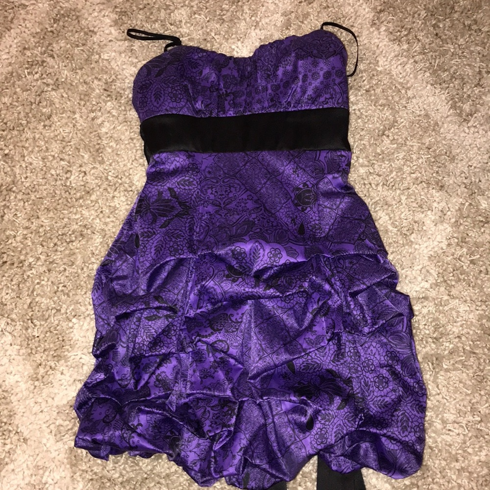 Purple homecoming / prom dress